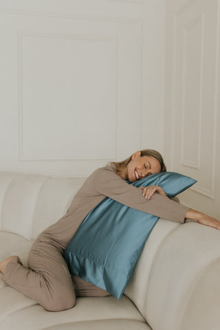 Taie d'oreiller en satin turquoise, autre photo