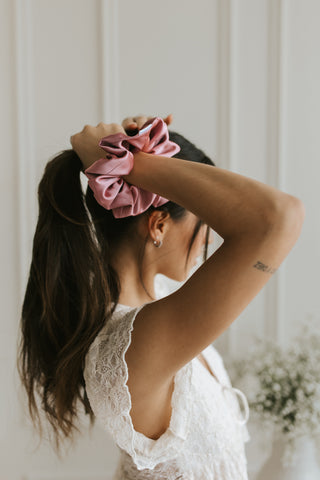 Chouchou en satin - Rose Vintage
