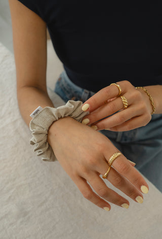 Simone Linen Scrunchie