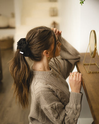 Textured Oversized Scrunchie – Black