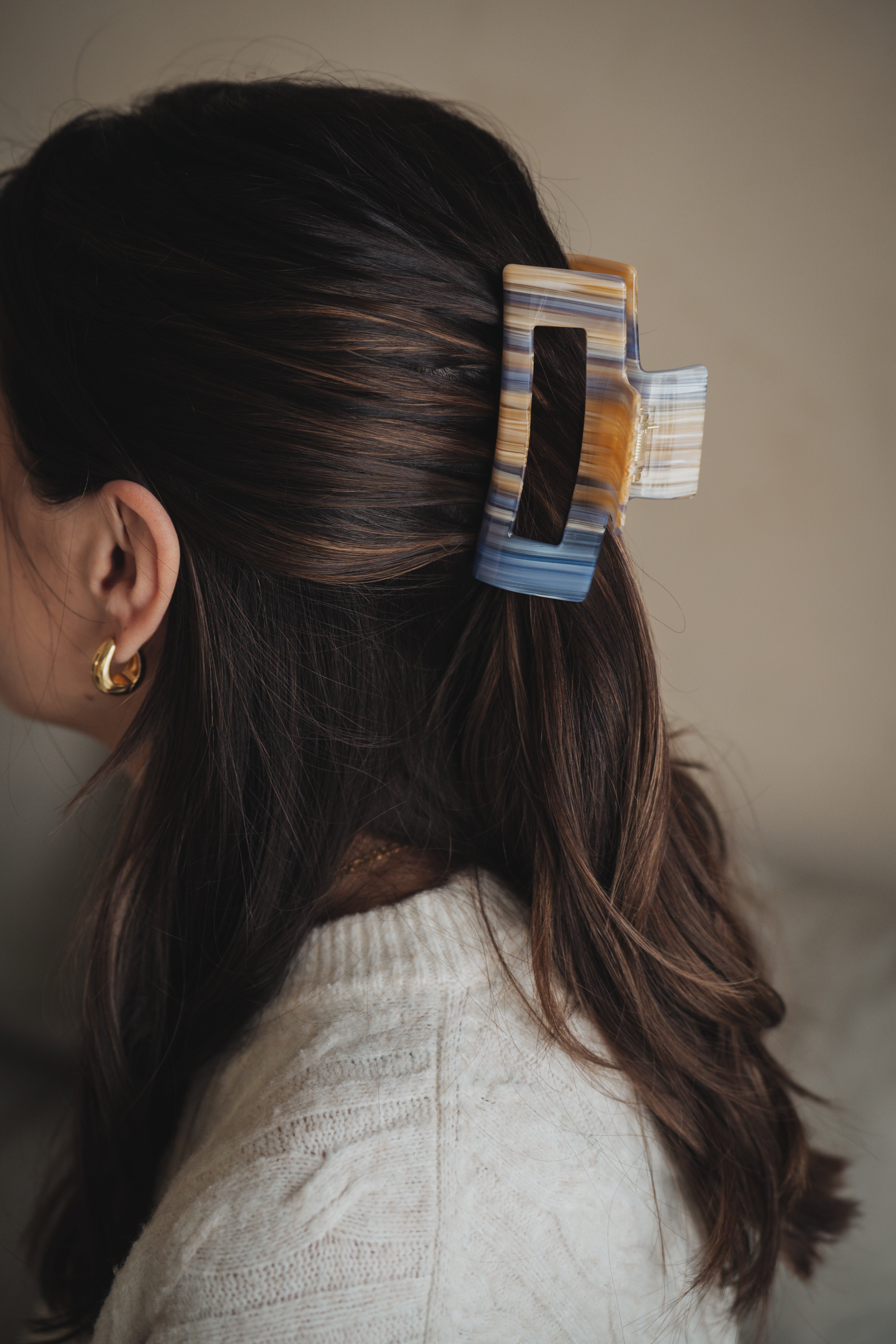 Delphine hair clip