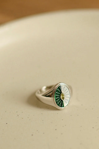 Pearl Verde Ring