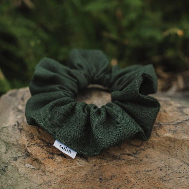Linen scrunchie - Forest green