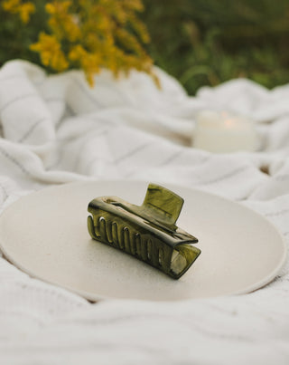 Half hair clip - Forest green