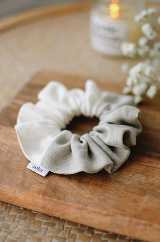 Half & Half Linen Scrunchie – Off-White & Sage