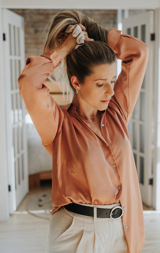 Satin Scrunchie – Champagne